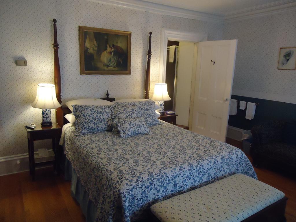 Governor'S Mansion Inn ميراميتشي الغرفة الصورة