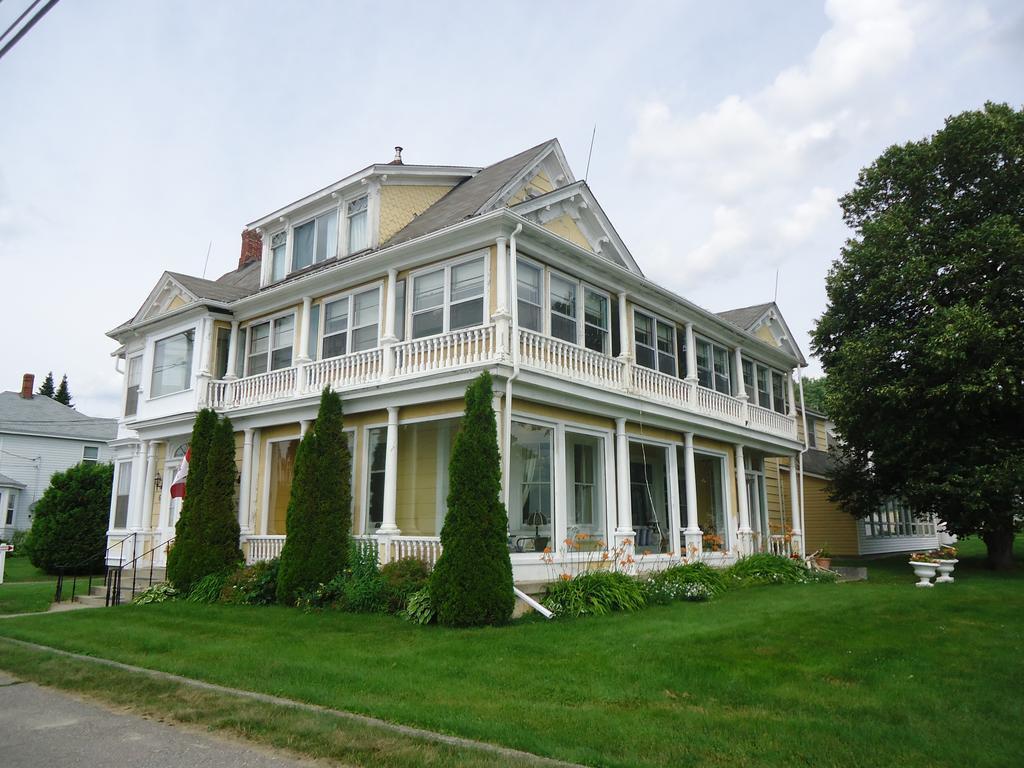 Governor'S Mansion Inn ميراميتشي المظهر الخارجي الصورة