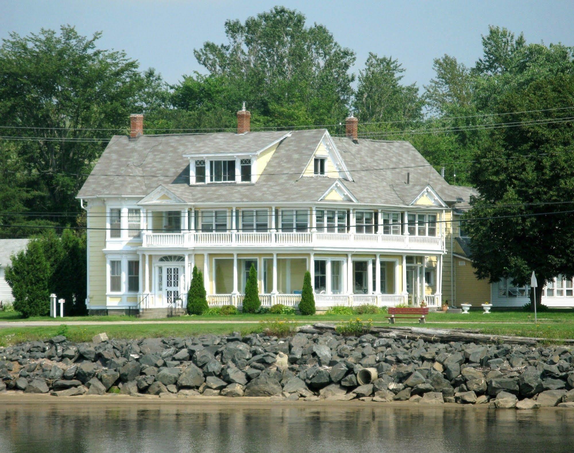Governor'S Mansion Inn ميراميتشي المظهر الخارجي الصورة